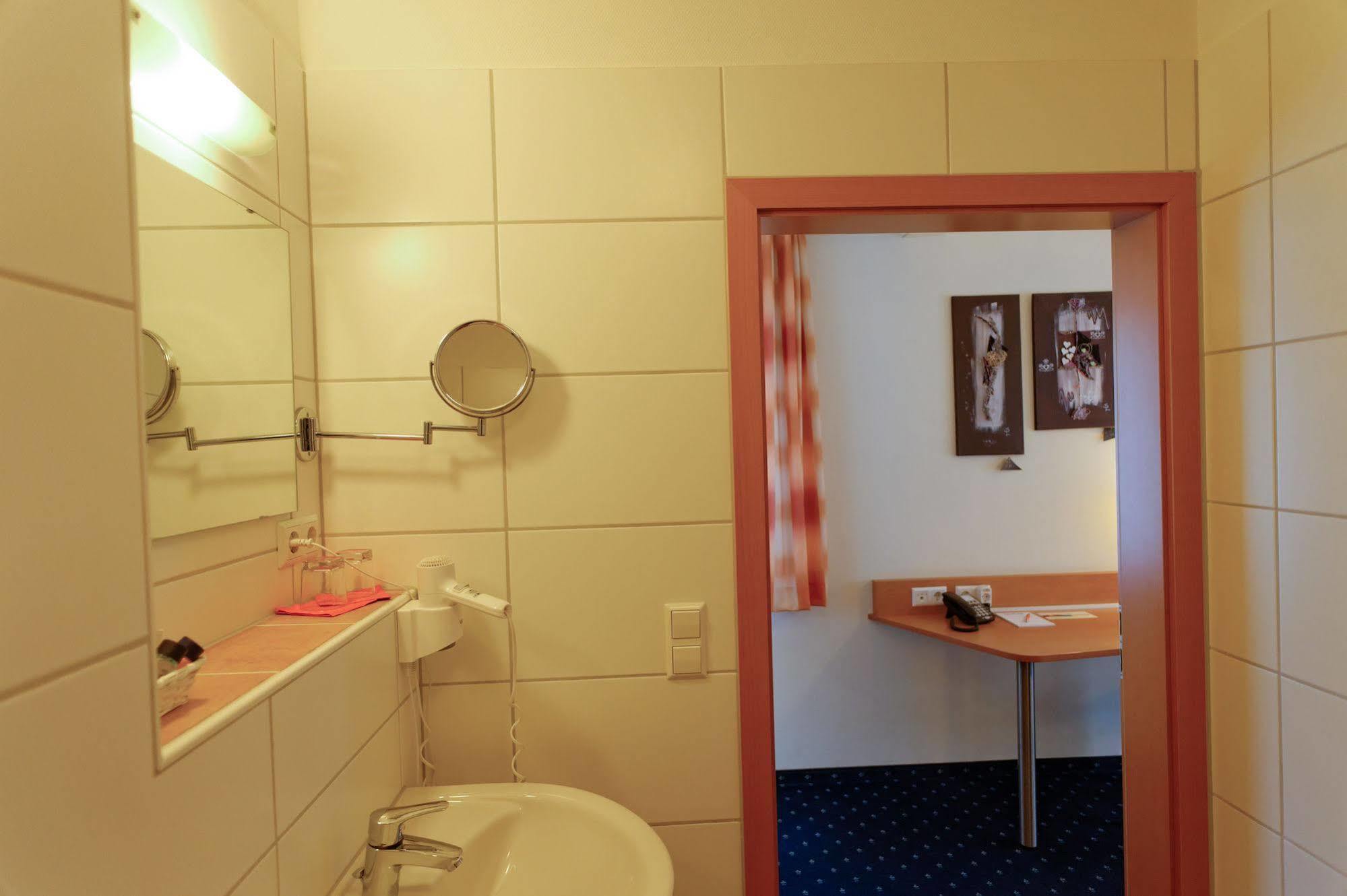 Hotel Restaurant Talblick Bad Ditzenbach Extérieur photo